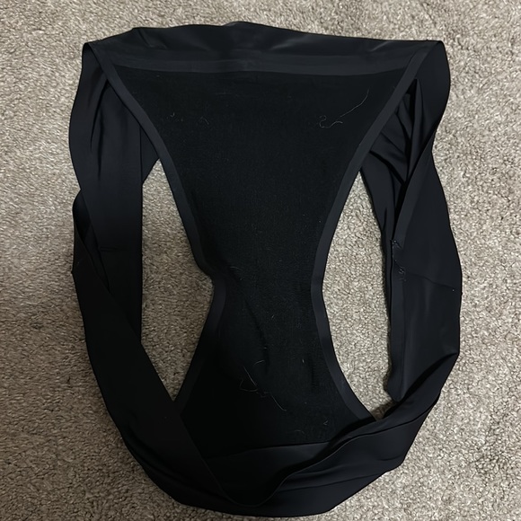 Breathable light underwear with built in padding. Size XL - Picture 3 of 3